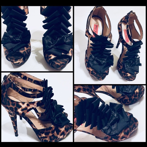 Betsey Johnston Iconn Leopard Print Platform - Picture 3 of 8